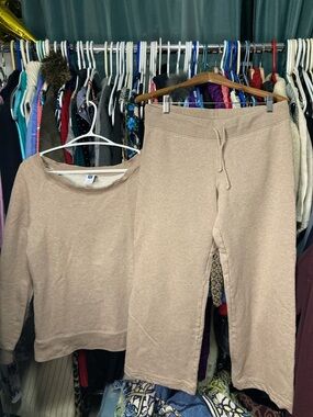 Y2K GAP Women’s 2 Pc Sweatsuit Medium Tan